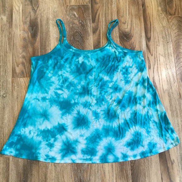 torrid Tops - Torrid Tye-Dye Cami Tank 2X